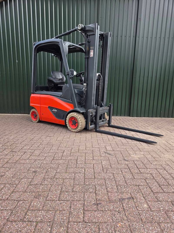 Linde E16P-02 Elektrische Heftruck BJ 2019 Triplex Sideshift