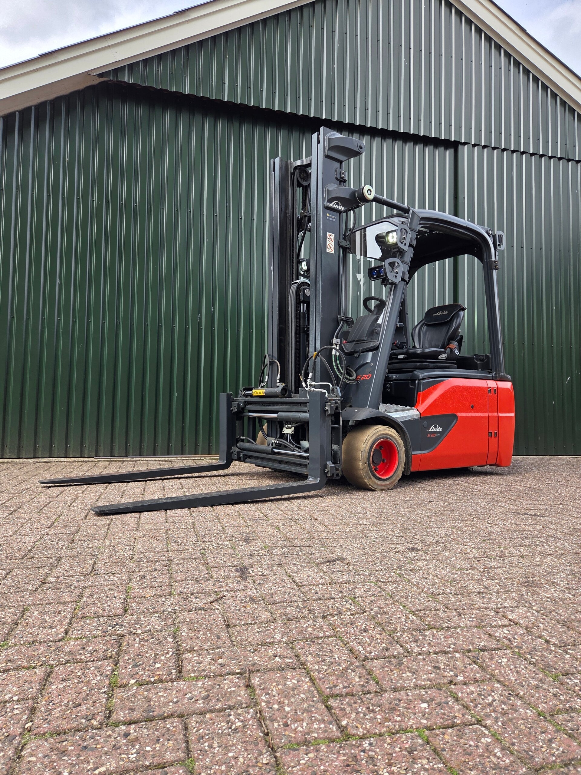 Linde E20L-02 Elektrische Heftruck BJ 2020 Triplex Sideshift Spreider!