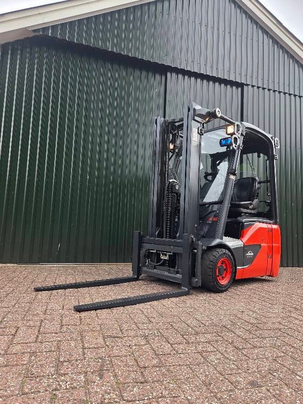 Linde E16C-02 Elektrische Heftruck BJ 2019 Triplex Sideshift 1665 uur!