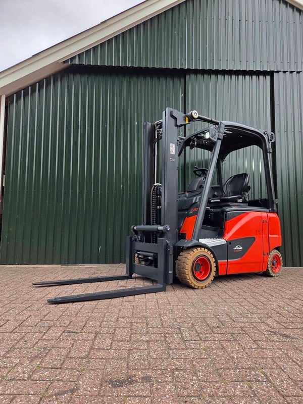 Linde E20PH-02 elektrische heftruck BJ 2017 Triplex Sideshift
