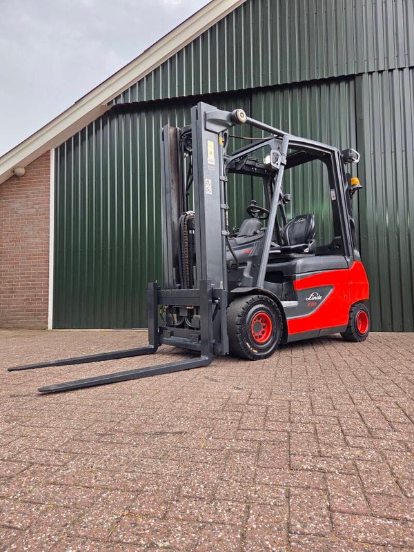 Linde E30-01 Elektrische Heftruck BJ 2019 Triplex Sideshift 4e Functie!