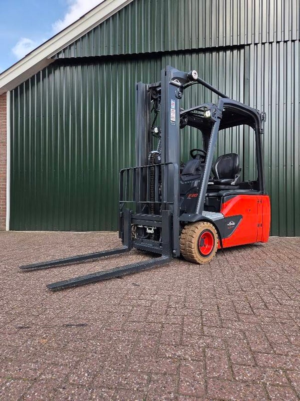 Linde E20L-02 Elektrische Heftruck BJ 2021 Triplex Sideshift!