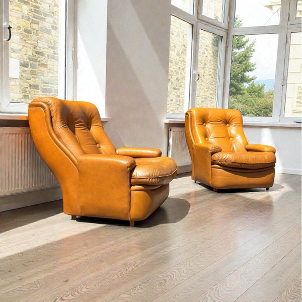 Set of 2 Orchidee leather lounge chairs by Airborne France