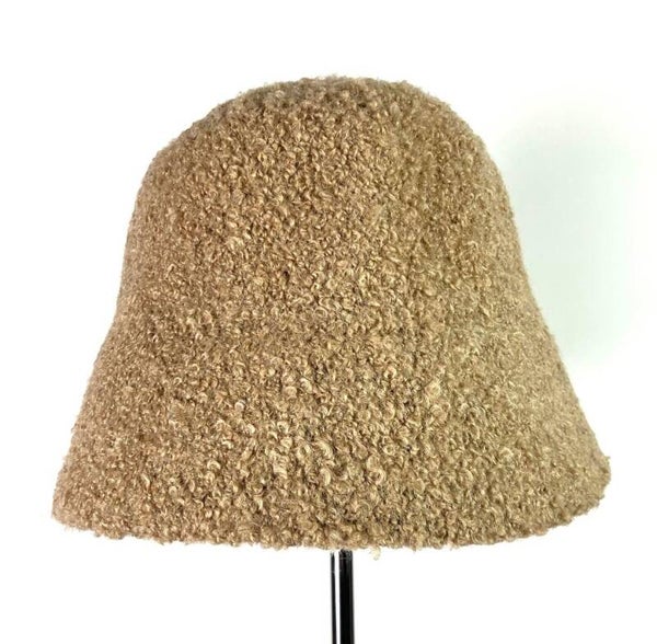 Mutshoedje - camel