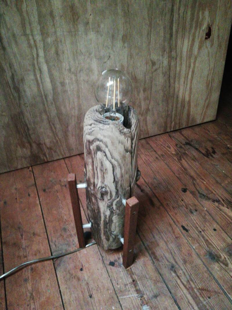 3poot Led lamp laag model