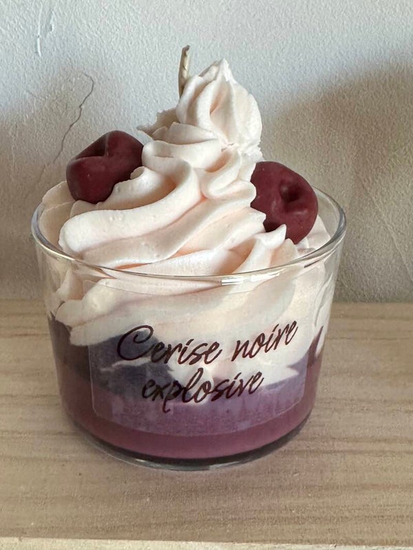 Bougie gourmande cerise noire explosive