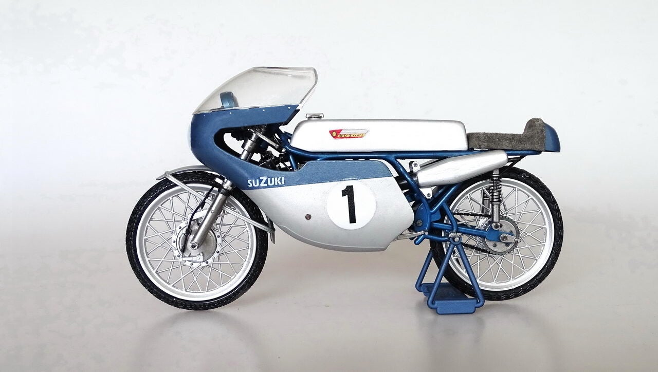 プロター 1/9 SUZUKI RK66 50cc RACER キット Protar Suzuki, Hans George Anscheidt, wereldkampioen 1966