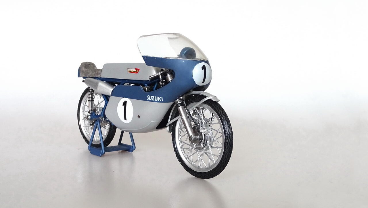 Protar Suzuki, Hans George Anscheidt, wereldkampioen 1966