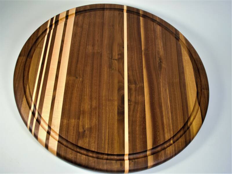 Serveerplank rond van notenhout 60 cm 