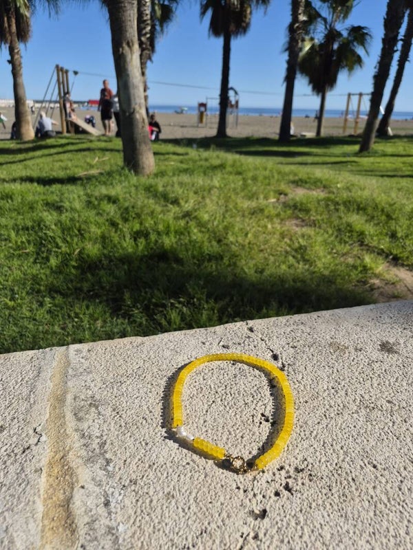 Soleil Pearl necklace - gele kralenketting