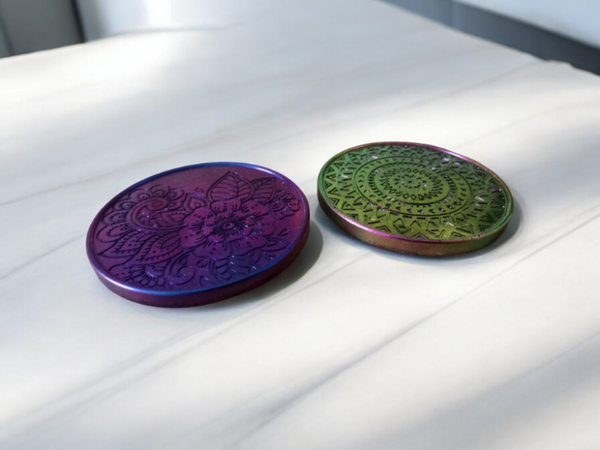 2x Untersetzer "Mandala" - chamäleonfarben