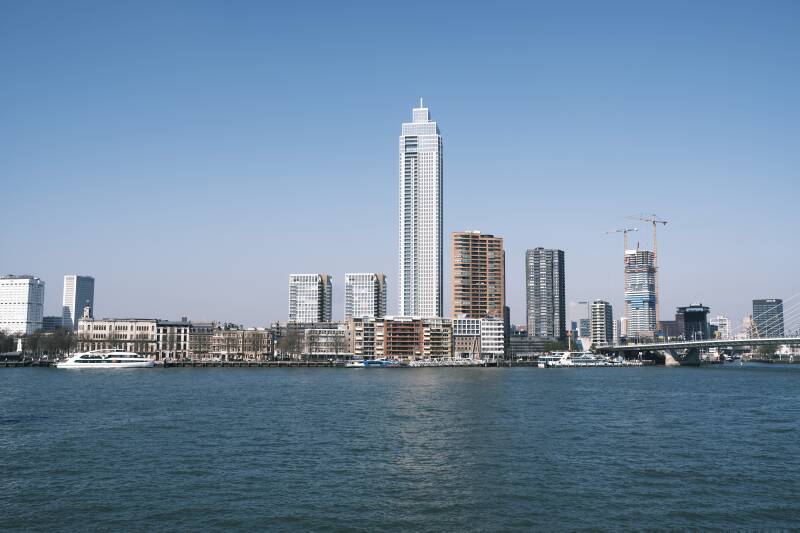 De Zalmtoren klaar.