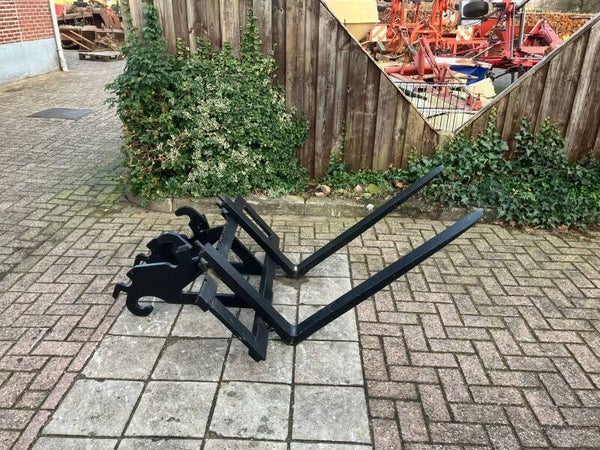 Nette Palletvorken  Cw 1 aansluiting dubbele oren  Lepellengte 1.20 m