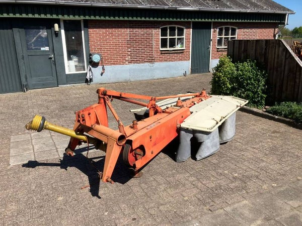 MARGE Pz 211 cyclomaaier  draait goed  met aftakas en messen sleutel