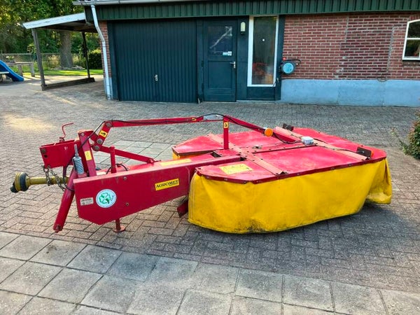 MARGE Nette agromet cyclomaaier  1.65m breed  draait goed  met verlichting  met aftakas en messen sleutel