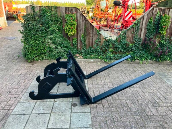 Eurosteel palletvorken  cw3 aansluiting  lepellengte 1.10m