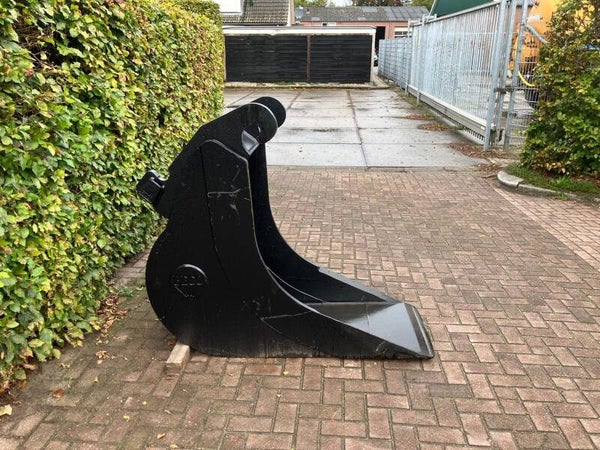 Nette Beco bananenbak  cw3 aansluiting  bouwjaar 2019 inhoud 690 liter  breedte 600/750mm