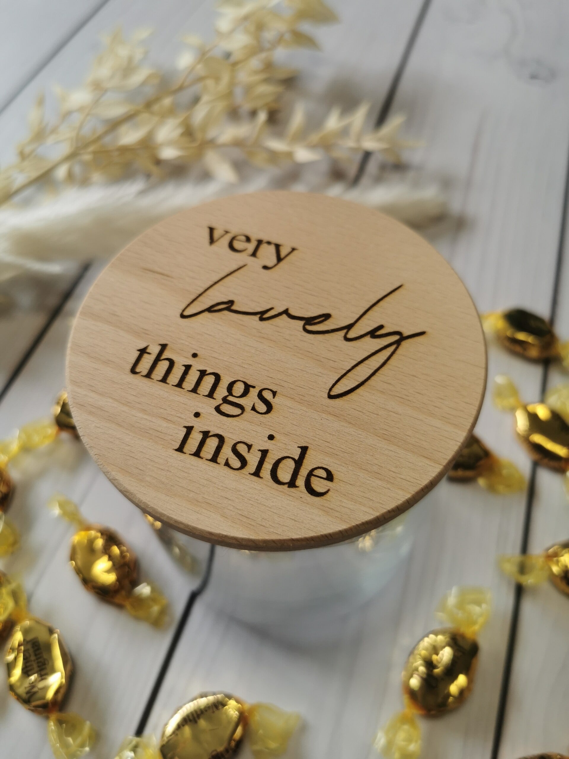 Vorratsglas "very lovely things inside"