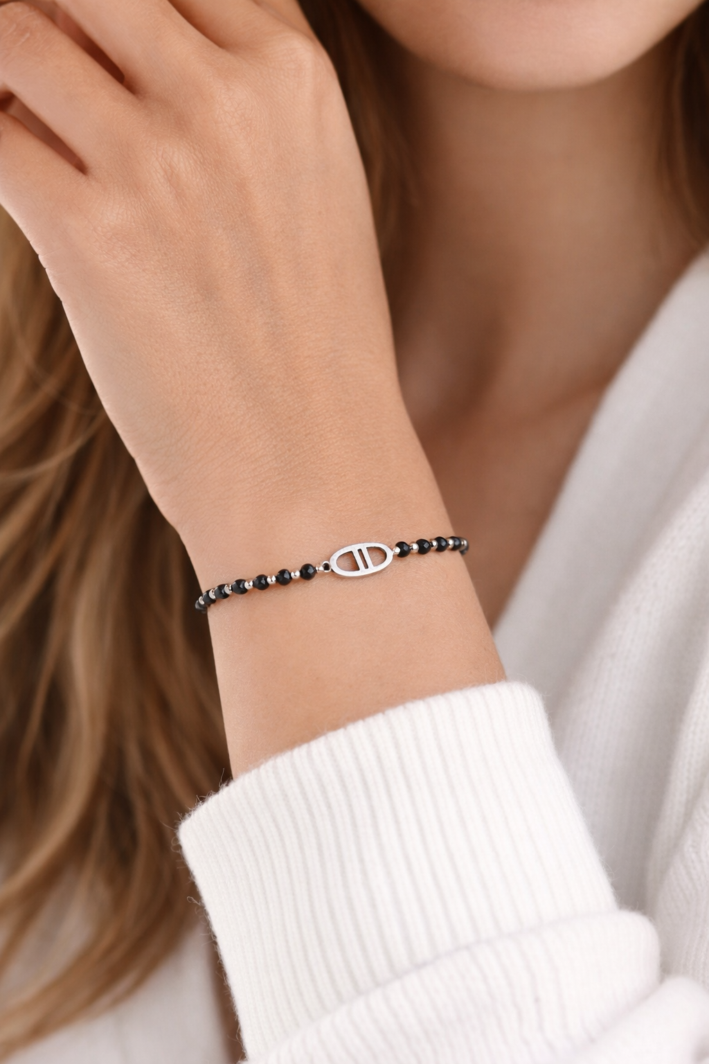 Luxe Noir Signature Armband