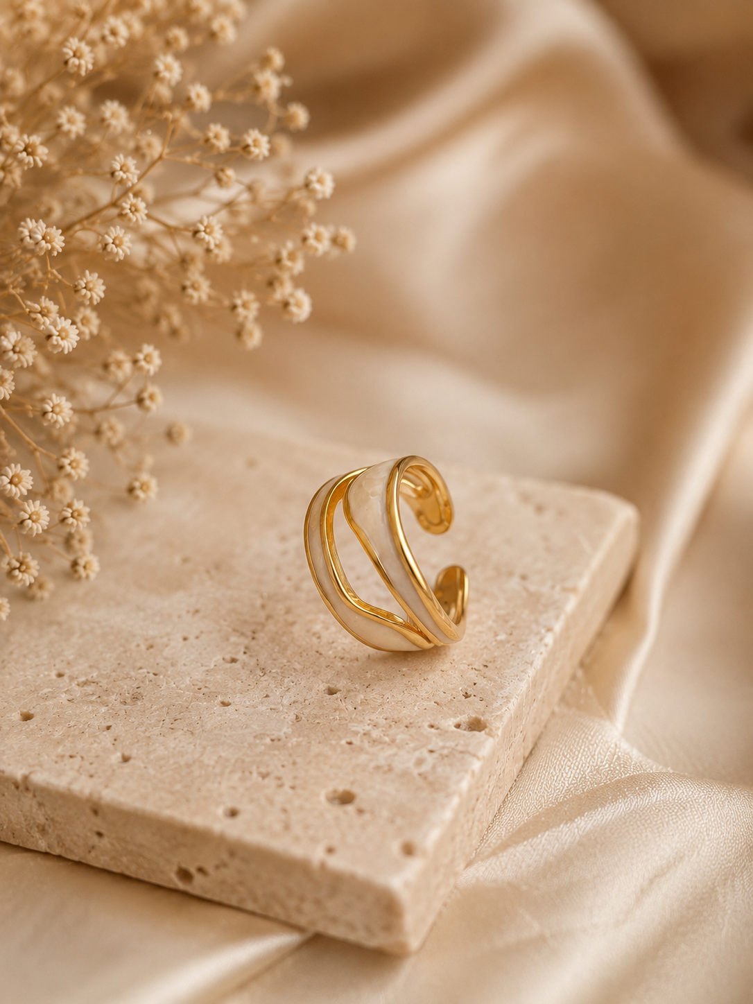 Golden Amour Ring