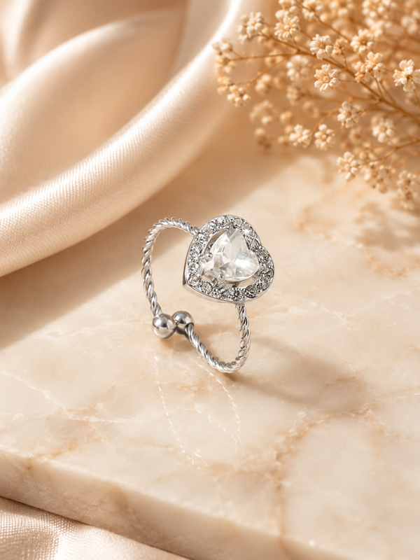 Luxe Heart Glow Ring Silver