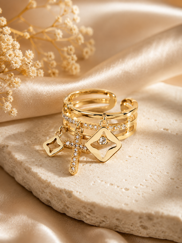 Luxe Charm Ring Gold
