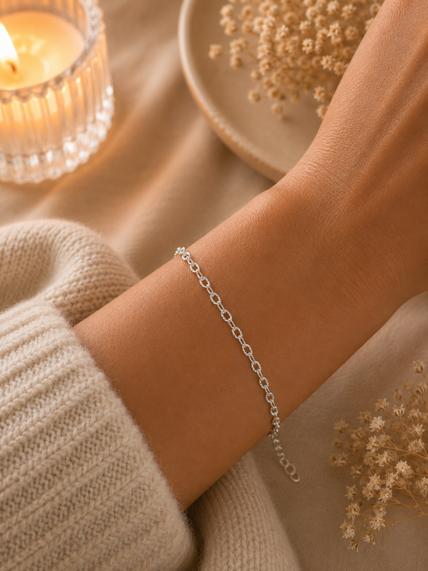 Fine Circle Bracelet