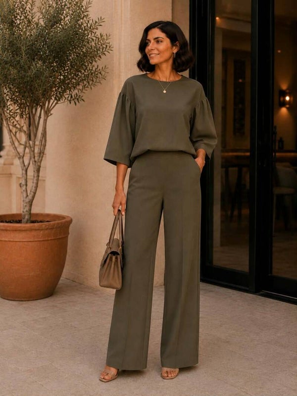 Blouse in crêpe ronde hals kakhi
