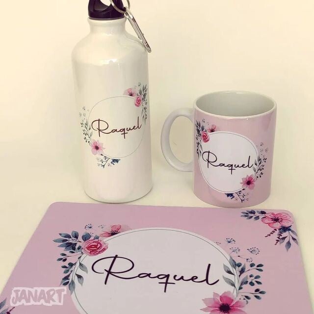 Set , Mok , Drinkfles en Mouse pad .