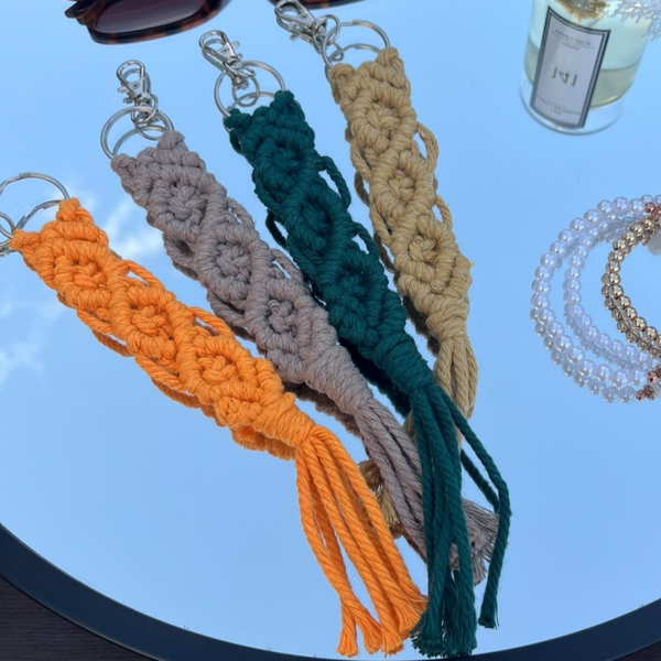 Diamond pattern macrame keychain