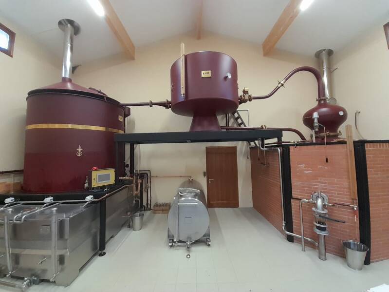 charentes cognac eau-de-vie distillerie distillation alambic 