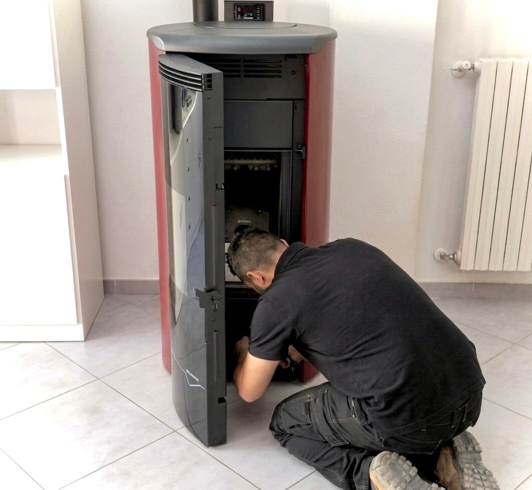 Assistenza tecnica termoidraulica, stufe, impianti, climatizzazione, caldaie.