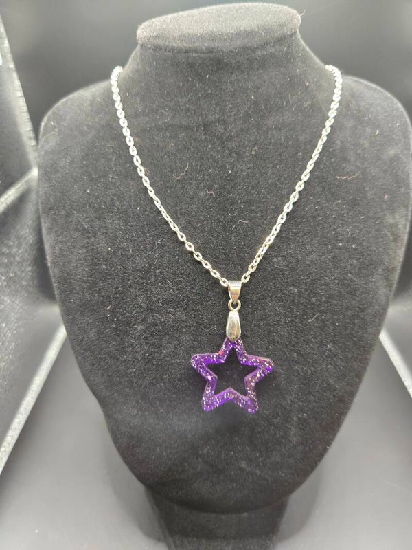 Halskette Stern offen