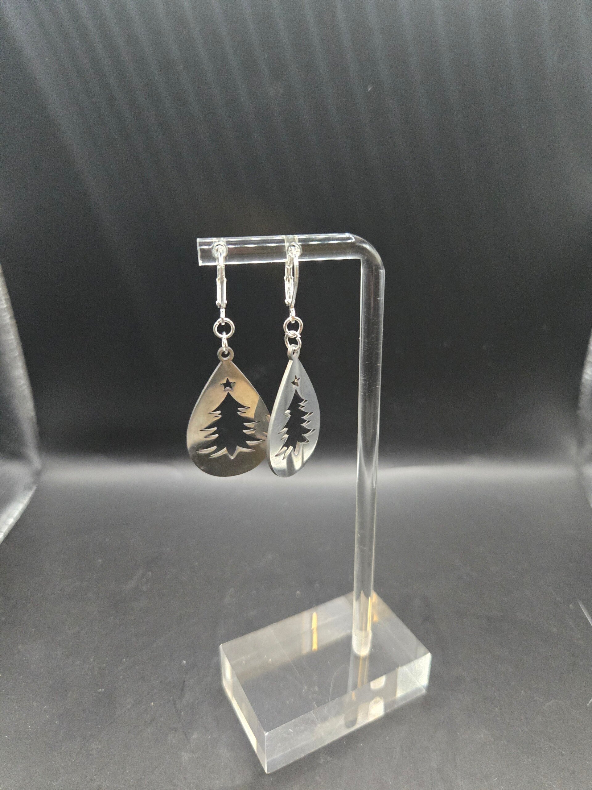 Ohrringe Tropfenform mit Christbaum