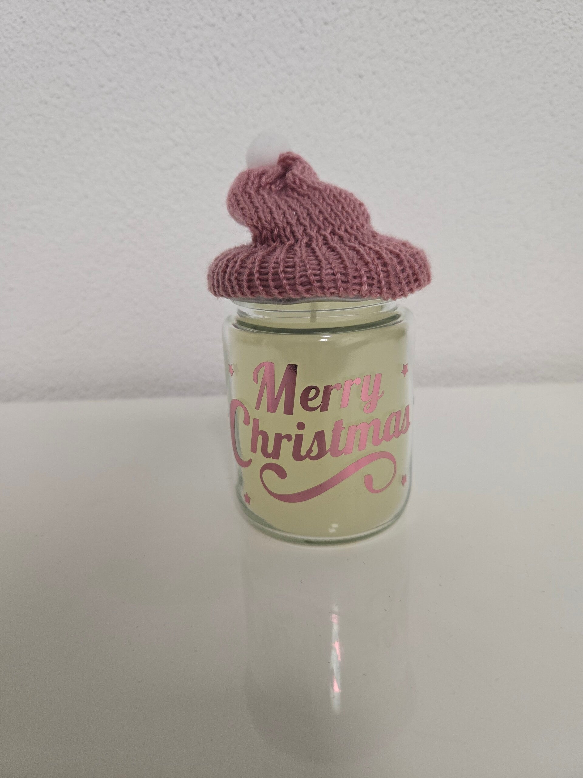 Dekoduftkerze mit Strickhaube