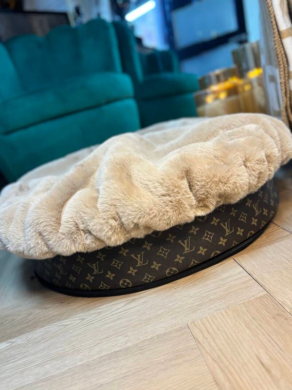Luxury pouf LV leather handmade