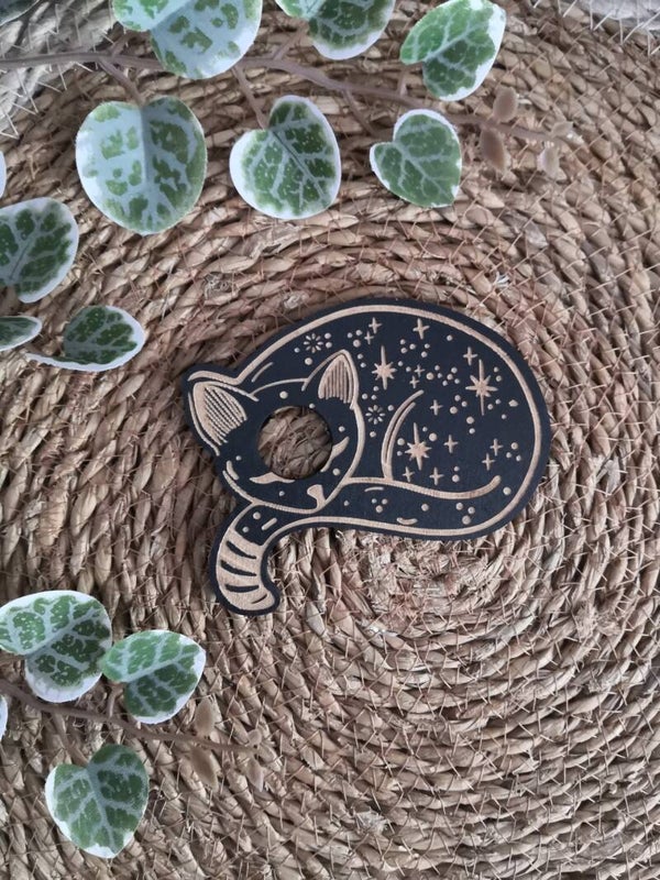 Support pour pierre en bois