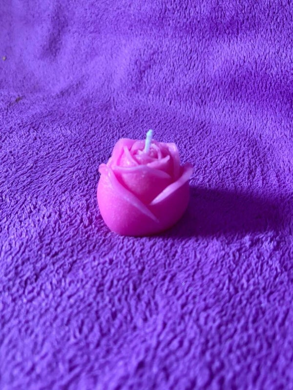 Kerze Rose geschlossen