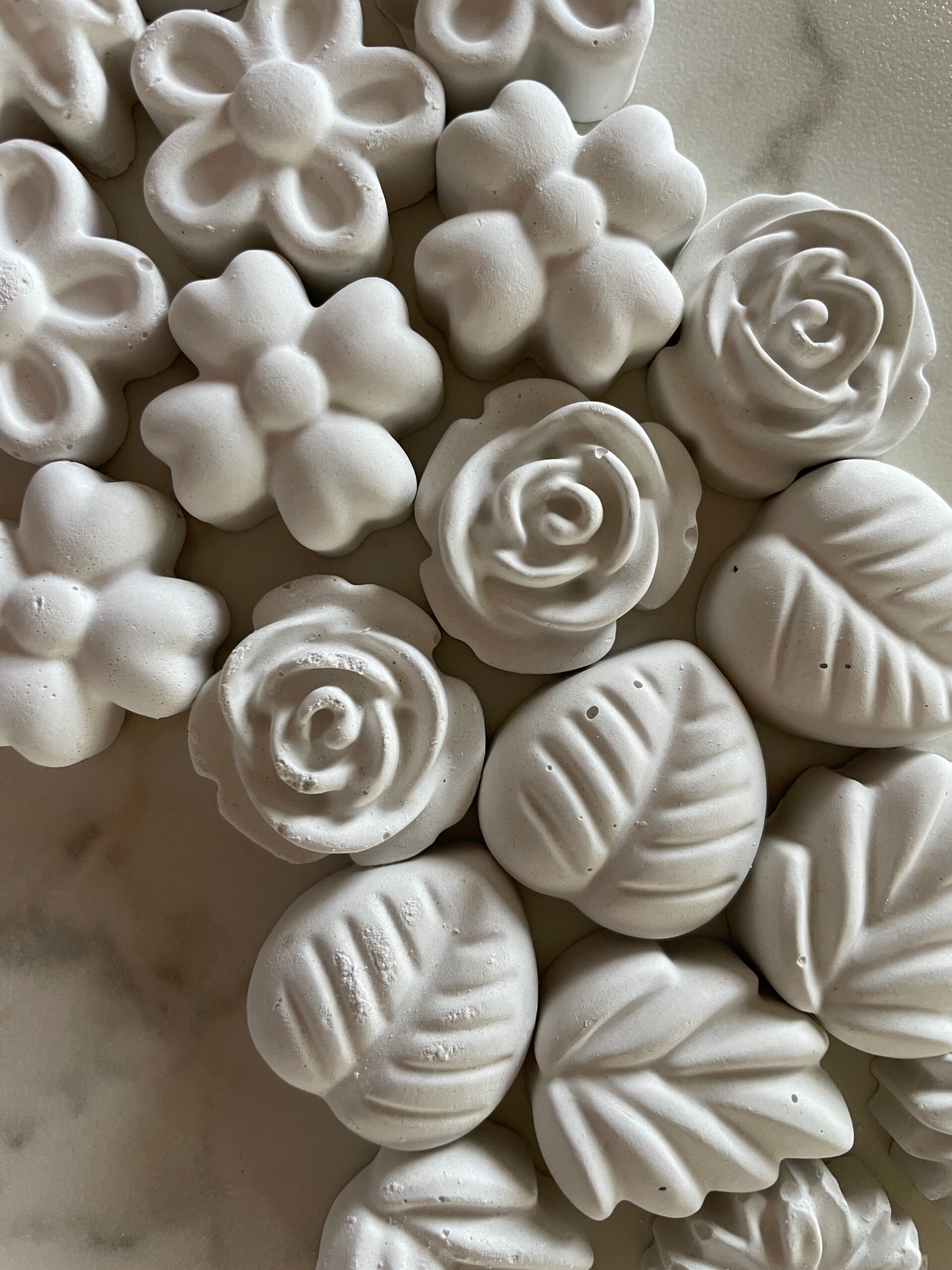 Kit compleanno Fiori e foglie varie