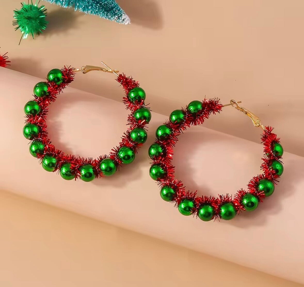 Oorringen kerstornamentjes - Groen