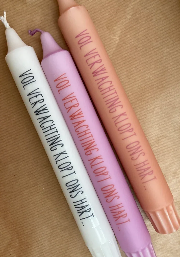 FLAM.kaars Vol verwachting klopt ons hart - 2 kleuren