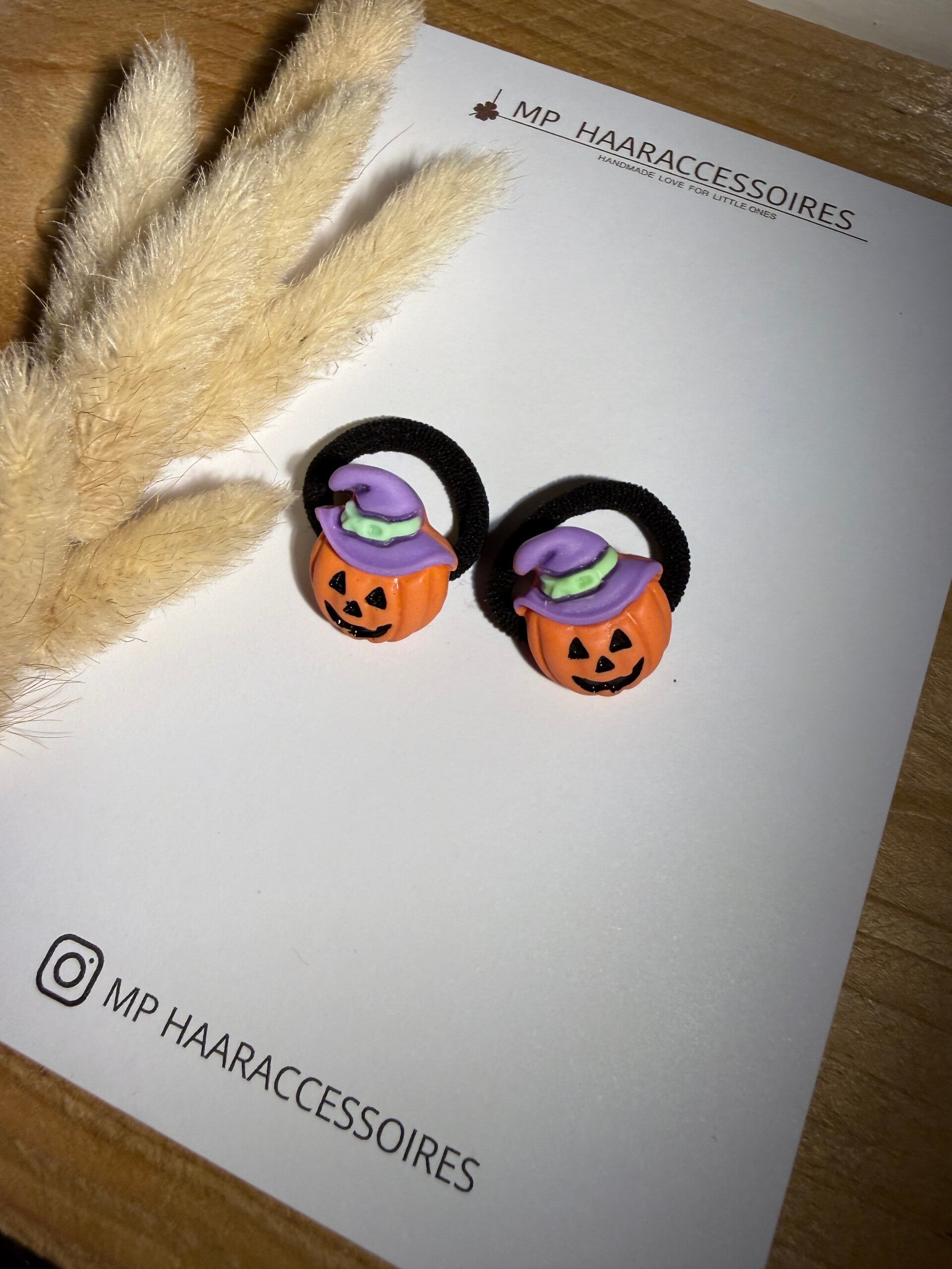 Elastiekjes | Witch with pumpkin