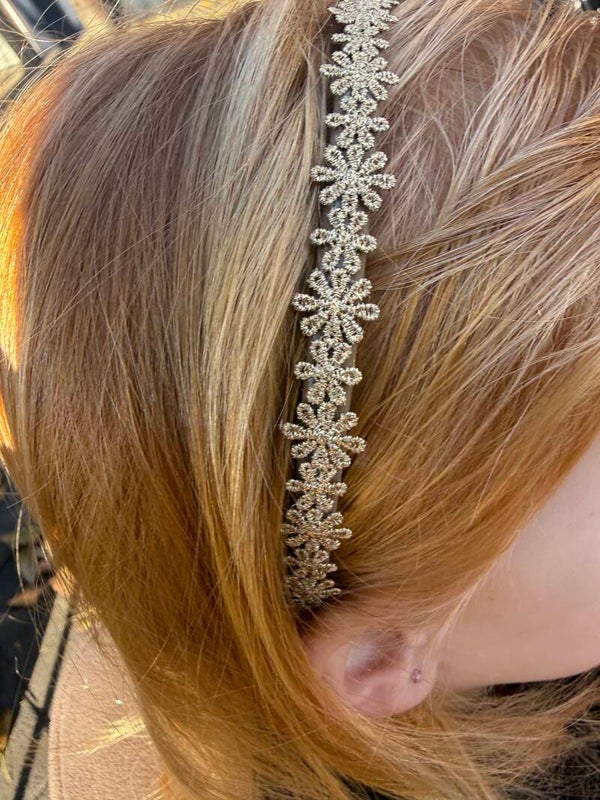 Diadeem; Saar