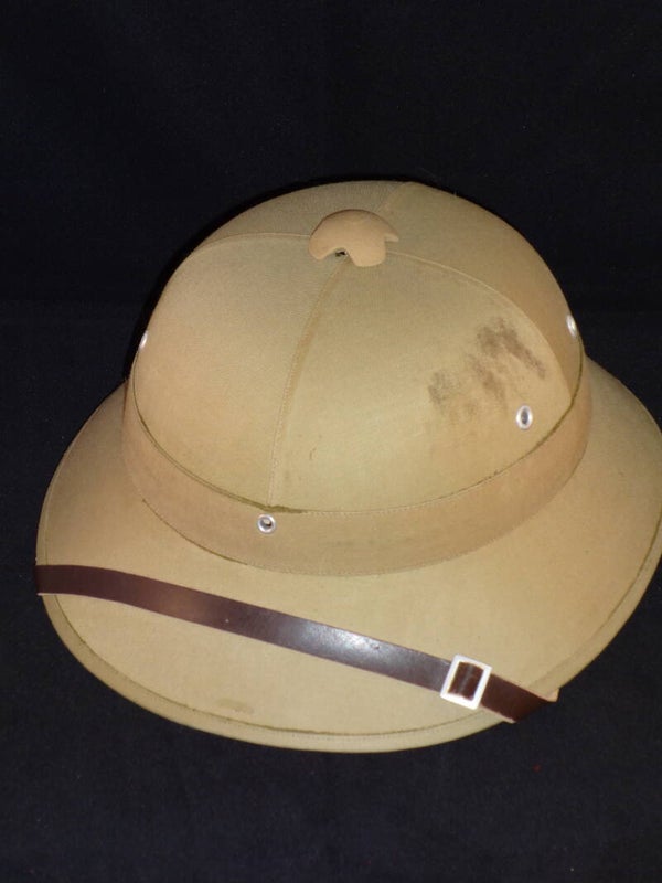 Type II.c.1 PAVN tropenhelm, vroeg tot midden jaren '60