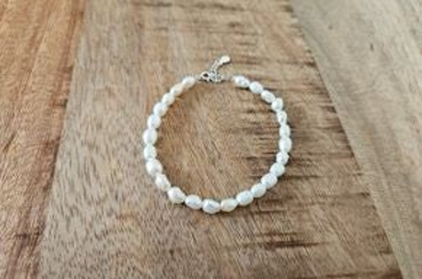 Süsswasserperlen- Armband "Halura"