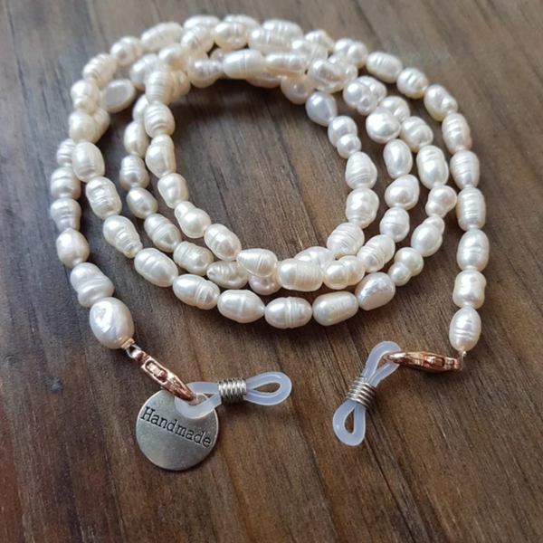 Brillenkette "Madura" mit weissen Süsswasserperlen