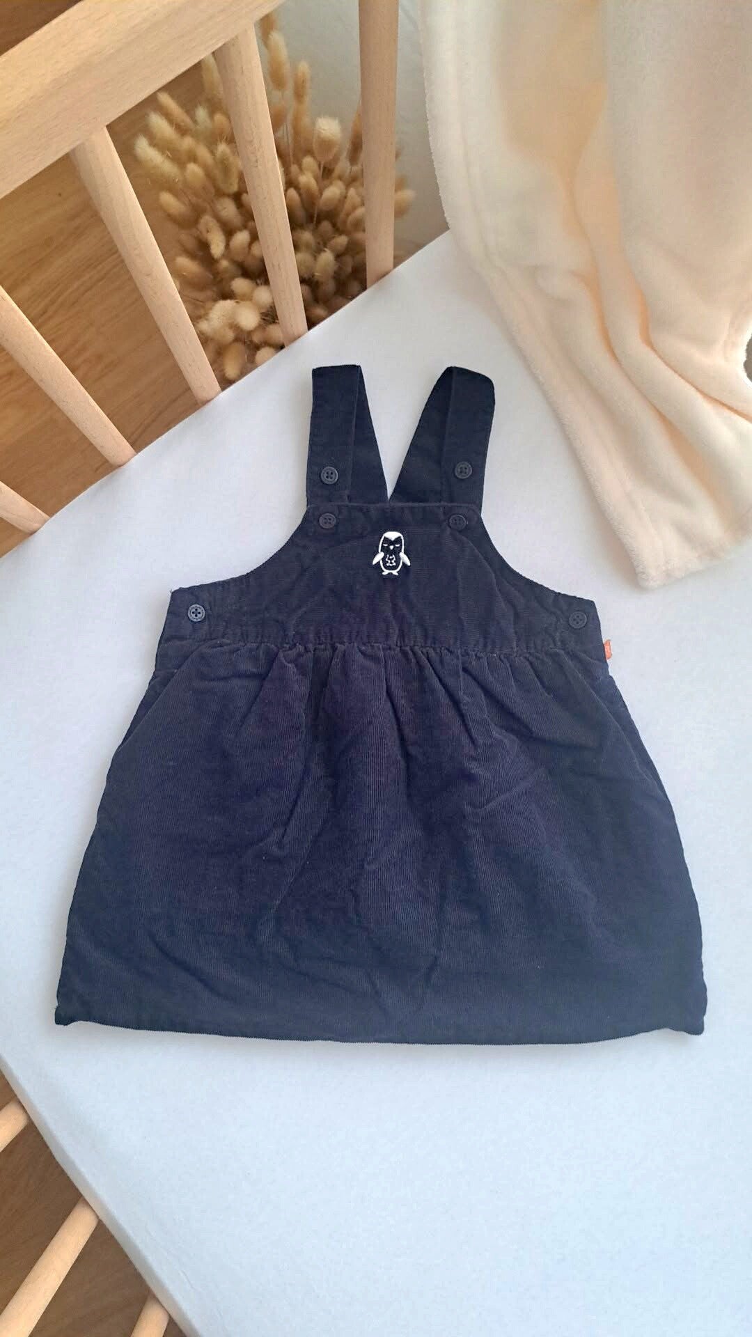Latzkleid