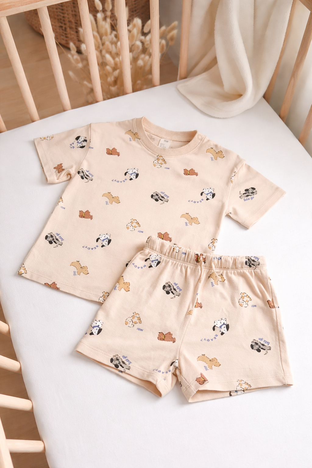 T-Shirt/Kurze Hosen Set