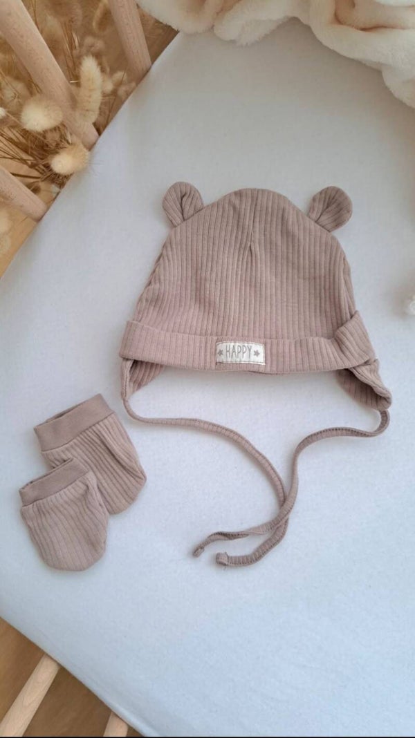 Mütze mit Handschuhe