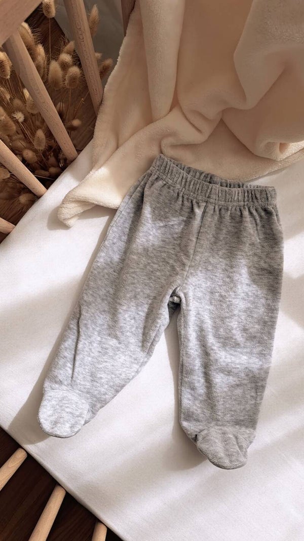 Hosen mit Füsschen